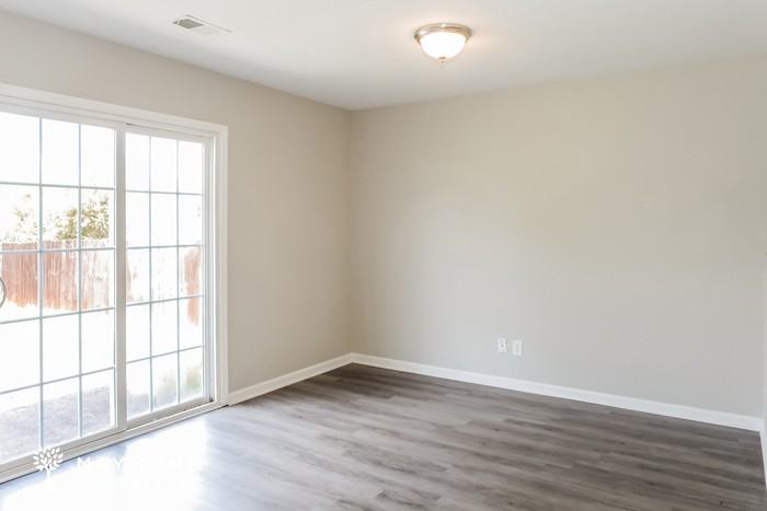 28015 Chasebrook Dr - Photo 7 of 16