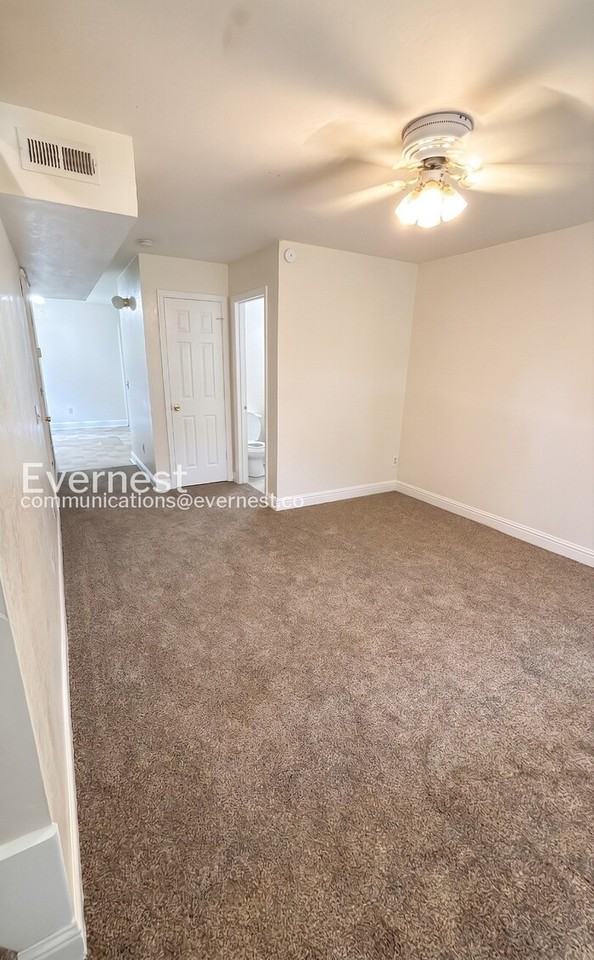 1315 E 31st St #A - Photo 5 of 19