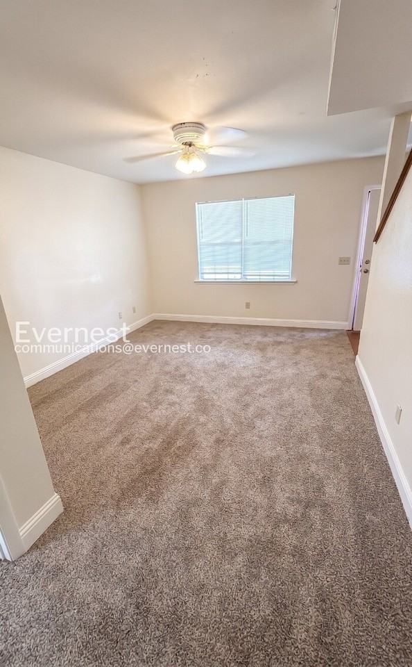 1315 E 31st St #A - Photo 6 of 19