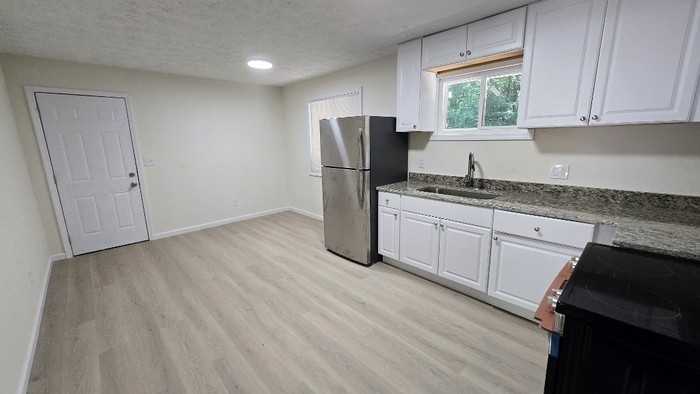 6186 Green Acres Dr Sw - Photo 4 of 8