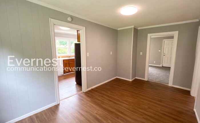 2936 Boynton Dr - Photo 5 of 20