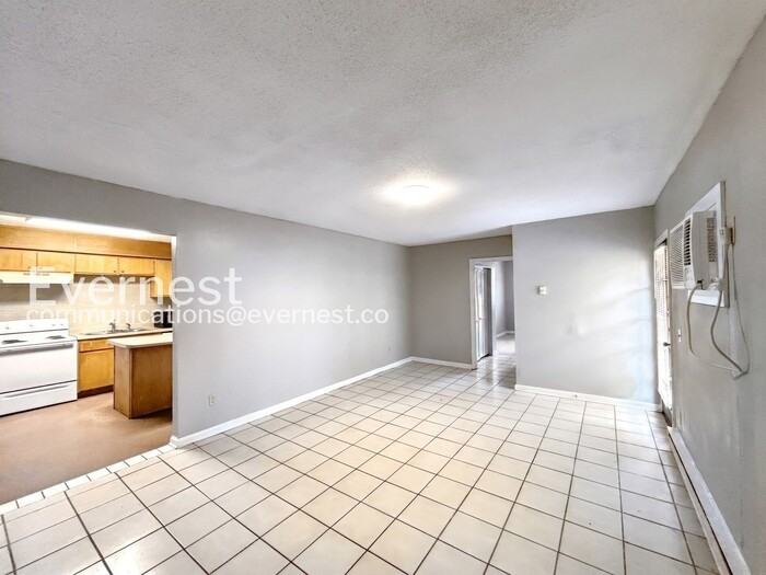 1841 Dana Ln - Photo 5 of 24