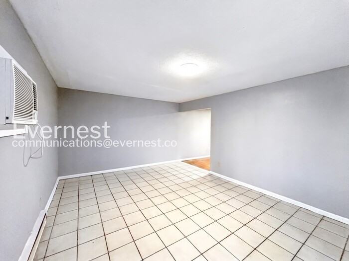 1841 Dana Ln - Photo 6 of 24