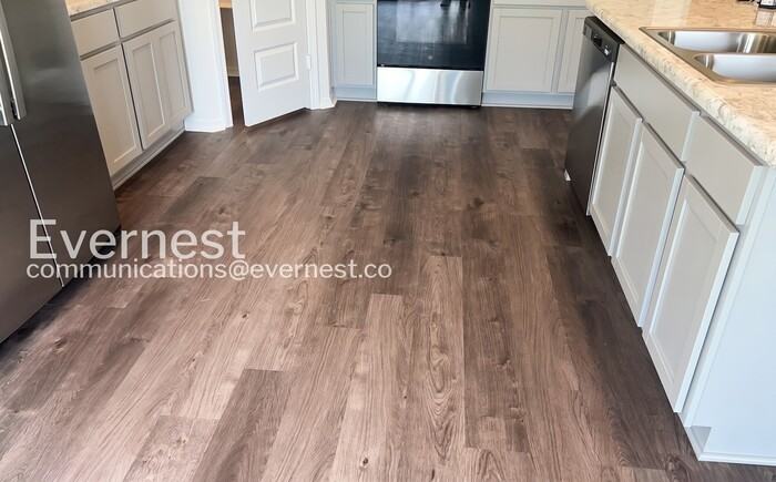 6680 Hollywood Ave - Photo 6 of 31