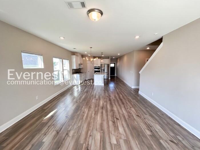 1214 Bridgett Way - Photo 6 of 37