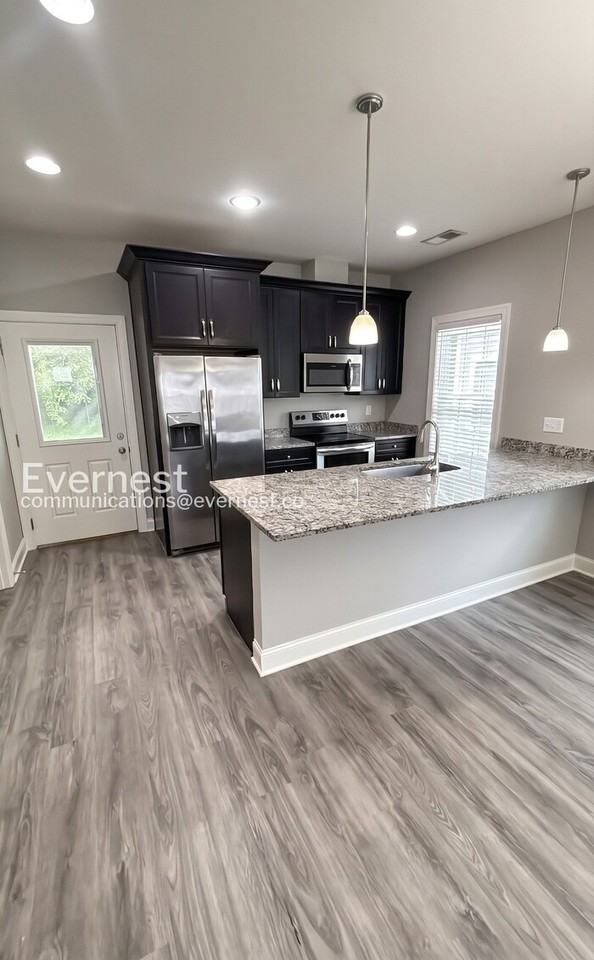 5312 Roosevelt Rd - Photo 4 of 31