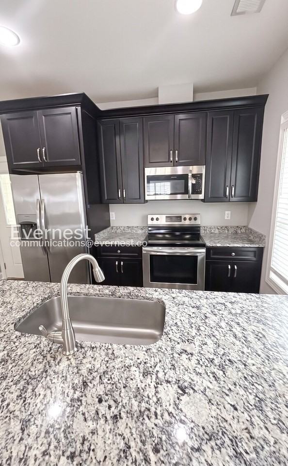 5312 Roosevelt Rd - Photo 5 of 31