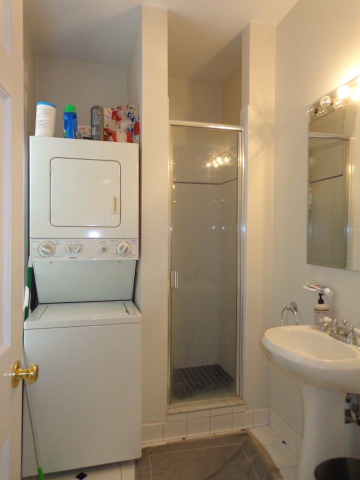 17 Centre St #2R - Photo 4 of 12