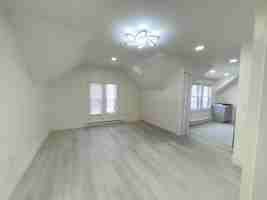featured image of 930 S Franklin St #2