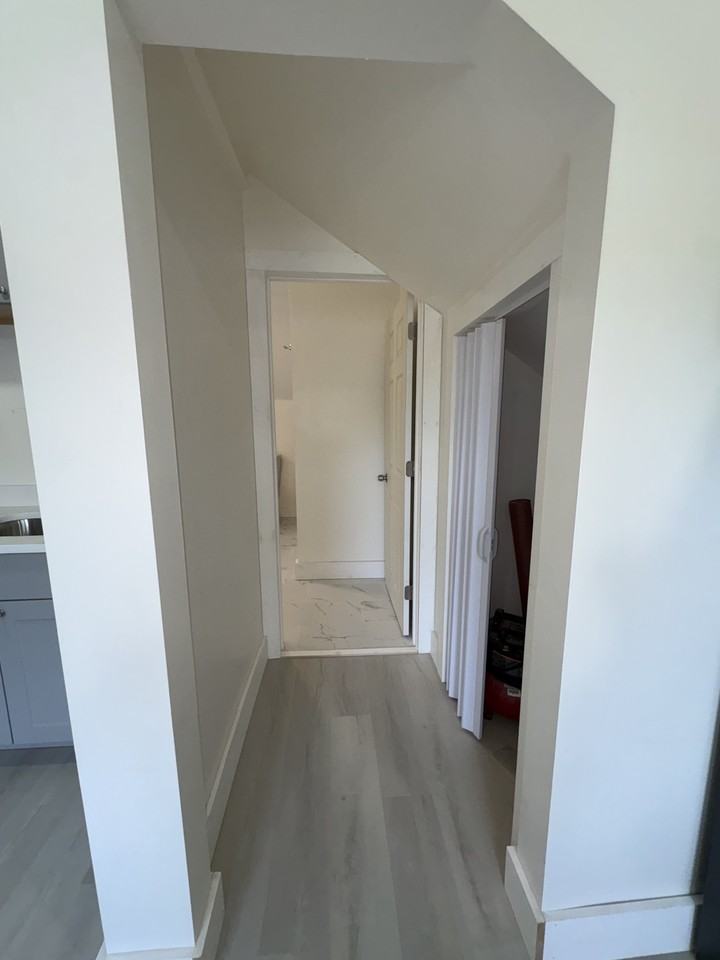 930 S Franklin St #2 - Photo 2 of 7