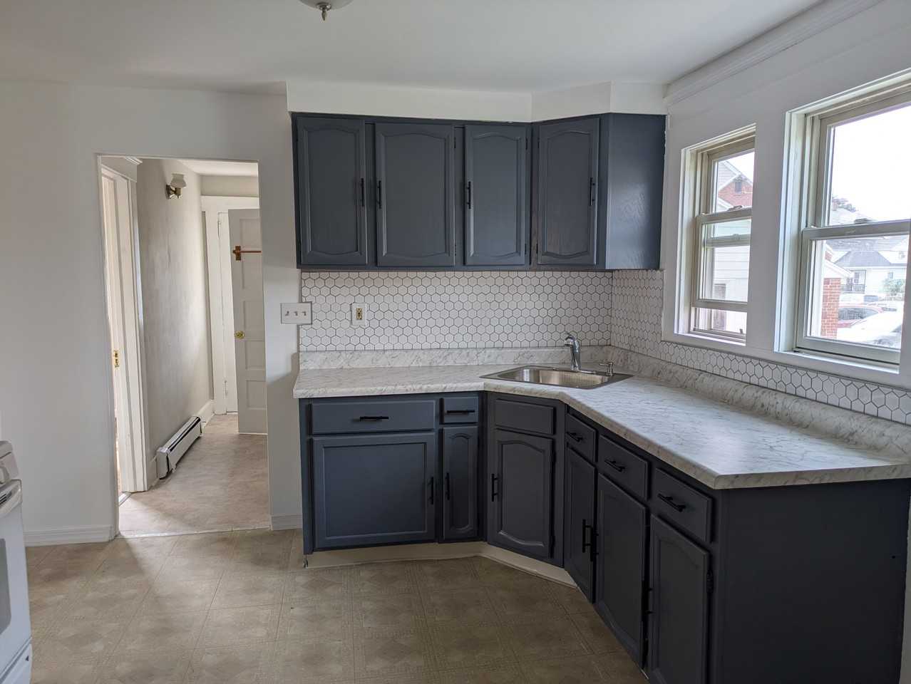 51 Gladys Ave #1A - Photo 3 of 4