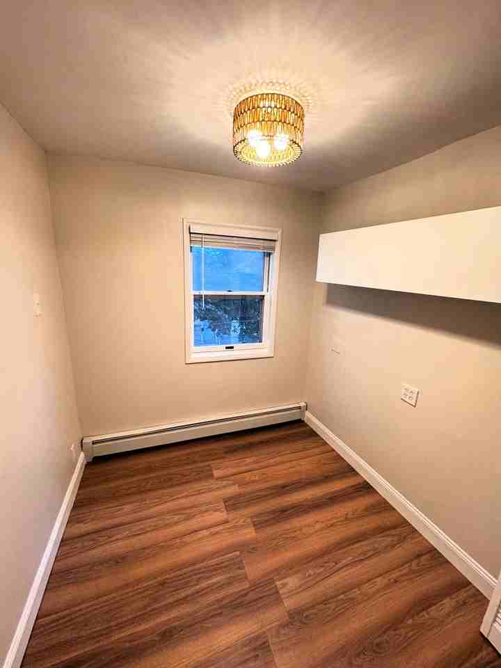 38 Hunting St #2 - Photo 6 of 14