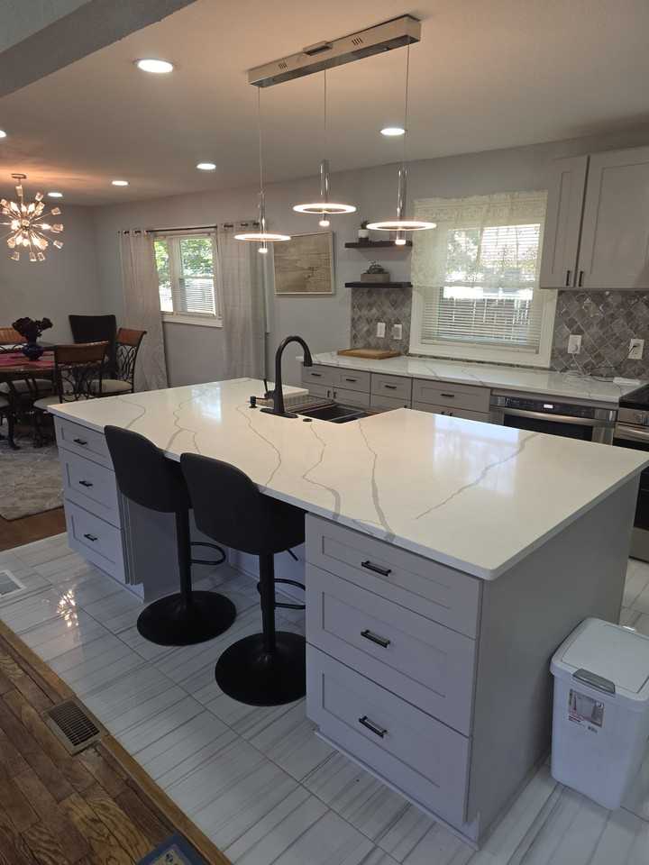 927 927 11th Street Room For Rent 1000 Per Month #NA - Photo 3 of 16