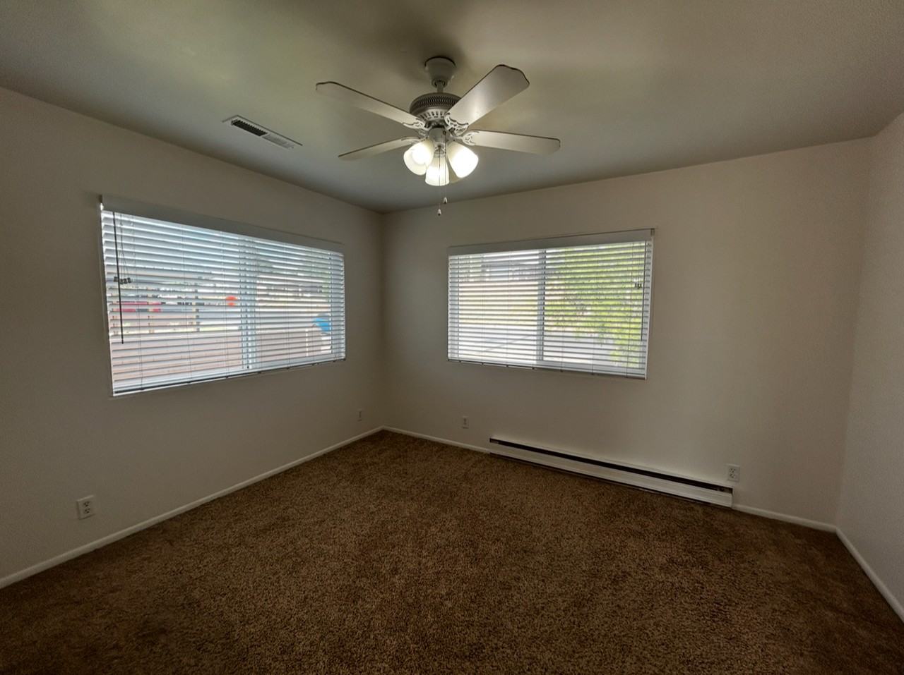 127 N 200 E #NA - Photo 2 of 4