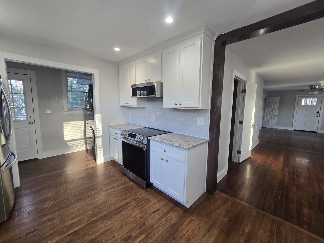 5 Locust St Ne #NA - Photo 3 of 13