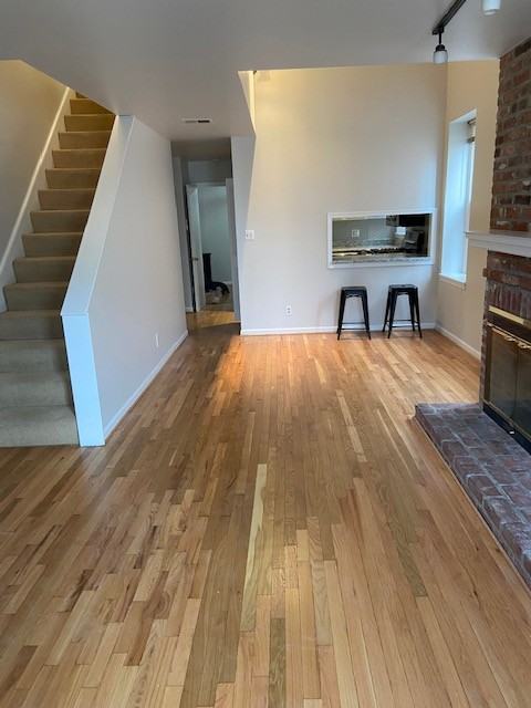 410 11th St Ne #3 - Photo 2 of 15