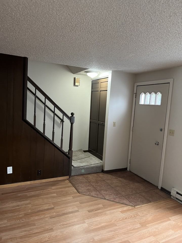 12265 Southwest Hall Boulevard #4 - Photo 6 of 9