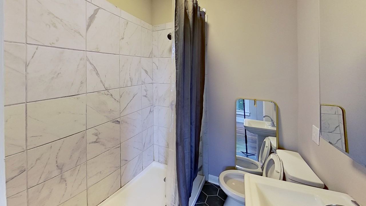 301 N Spring St #1 - Photo 4 of 5