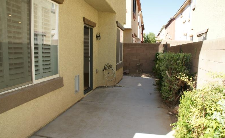 5010 Whispy Breeze Ave #1 - Photo 5 of 24