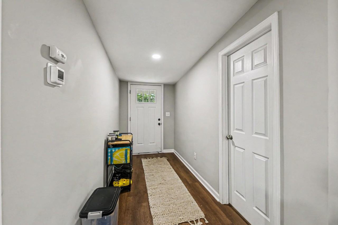 309 Farrell St - Photo 5 of 11