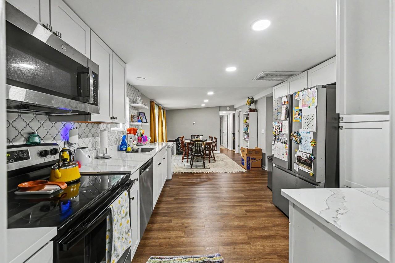 309 Farrell St - Photo 7 of 11