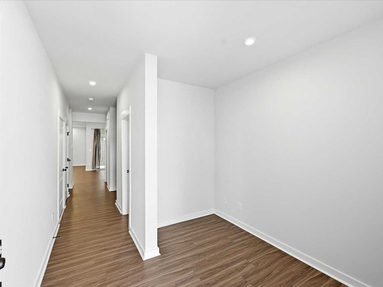 3106 Finchborough Ct - Photo 3 of 20
