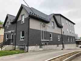 featured image of 135 Wellington St N