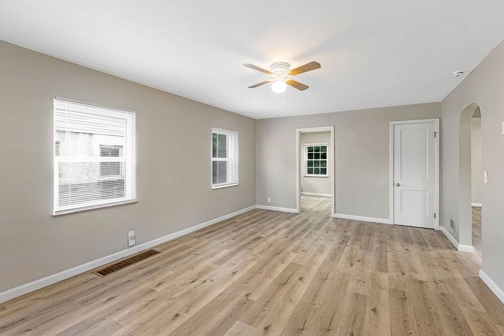 6426 Betts Ave #1 - Photo 4 of 10