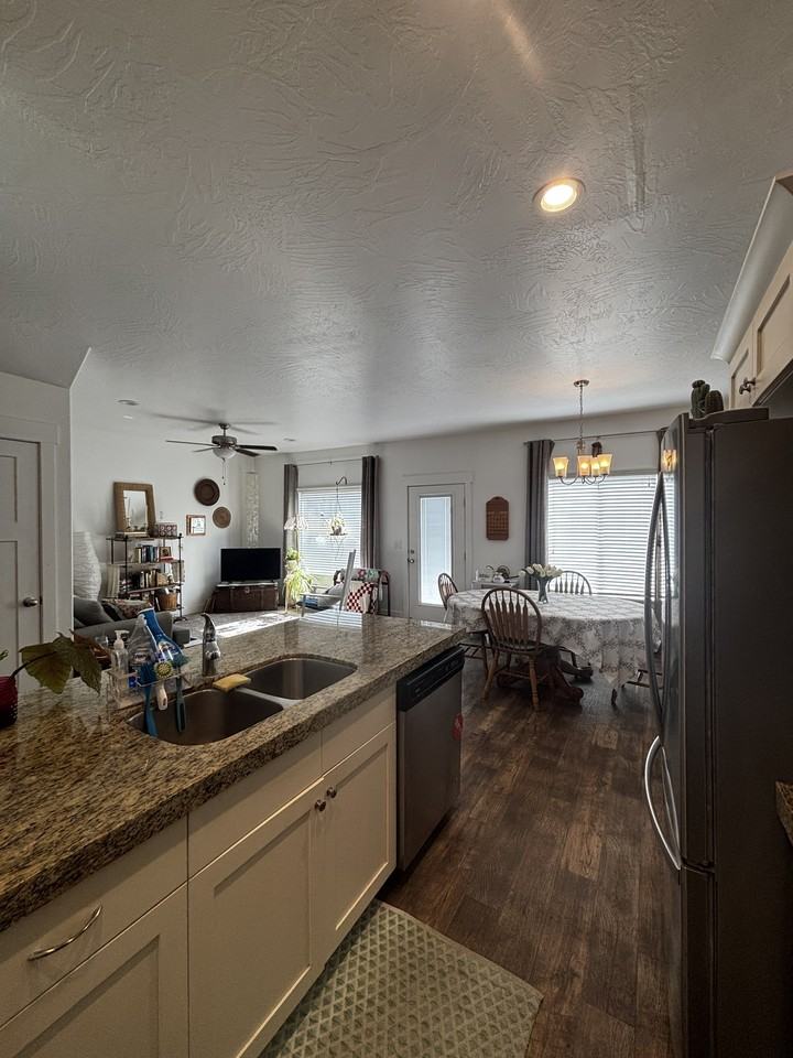 7538 N Cottage Ln #1 - Photo 7 of 26