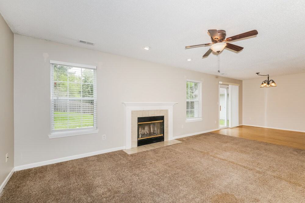 11960 Locus Ln - Photo 5 of 17