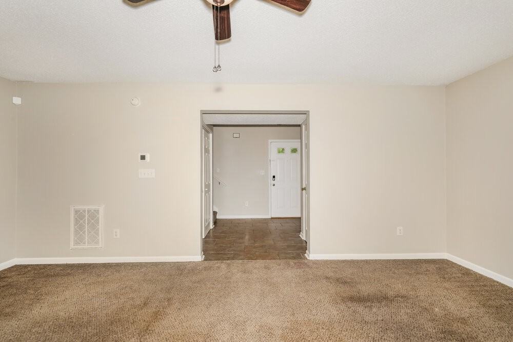 11960 Locus Ln - Photo 7 of 17
