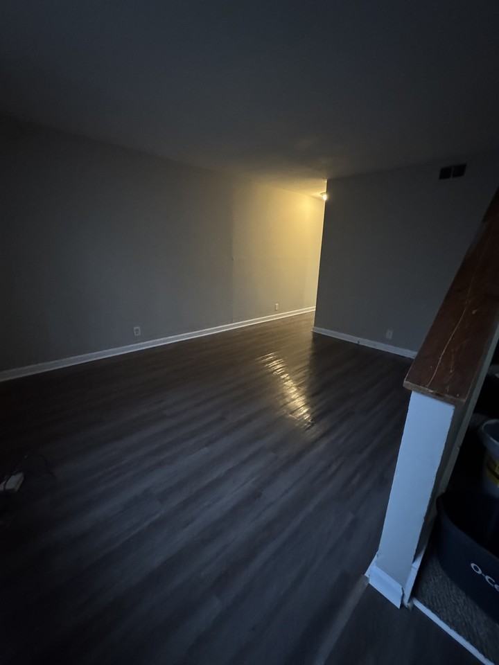807 Holder Ct #1 - Photo 4 of 9