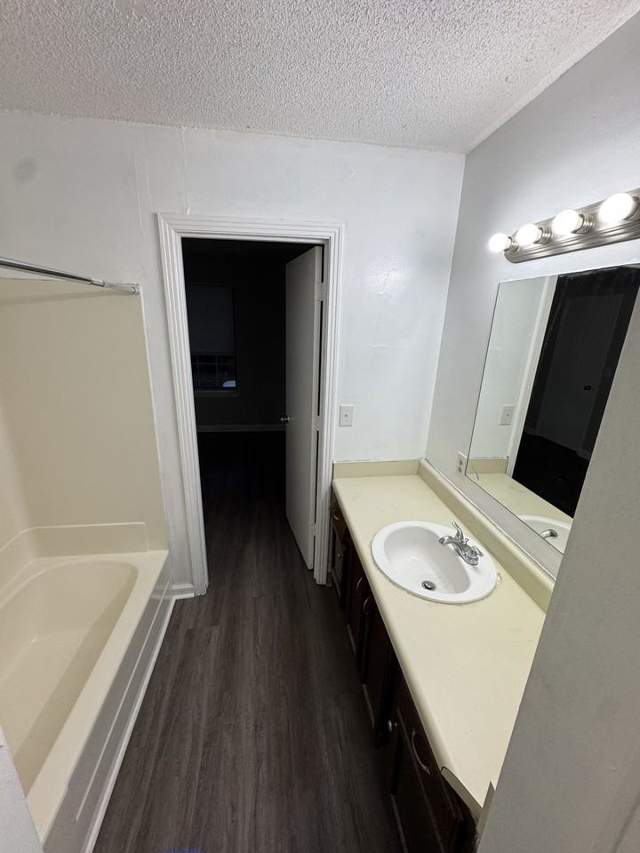 807 Holder Ct #1 - Photo 7 of 9