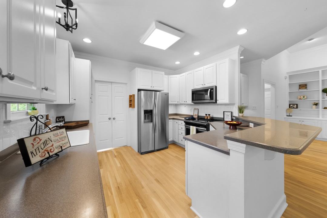 42 Cheswick Pl #1 - Photo 7 of 20
