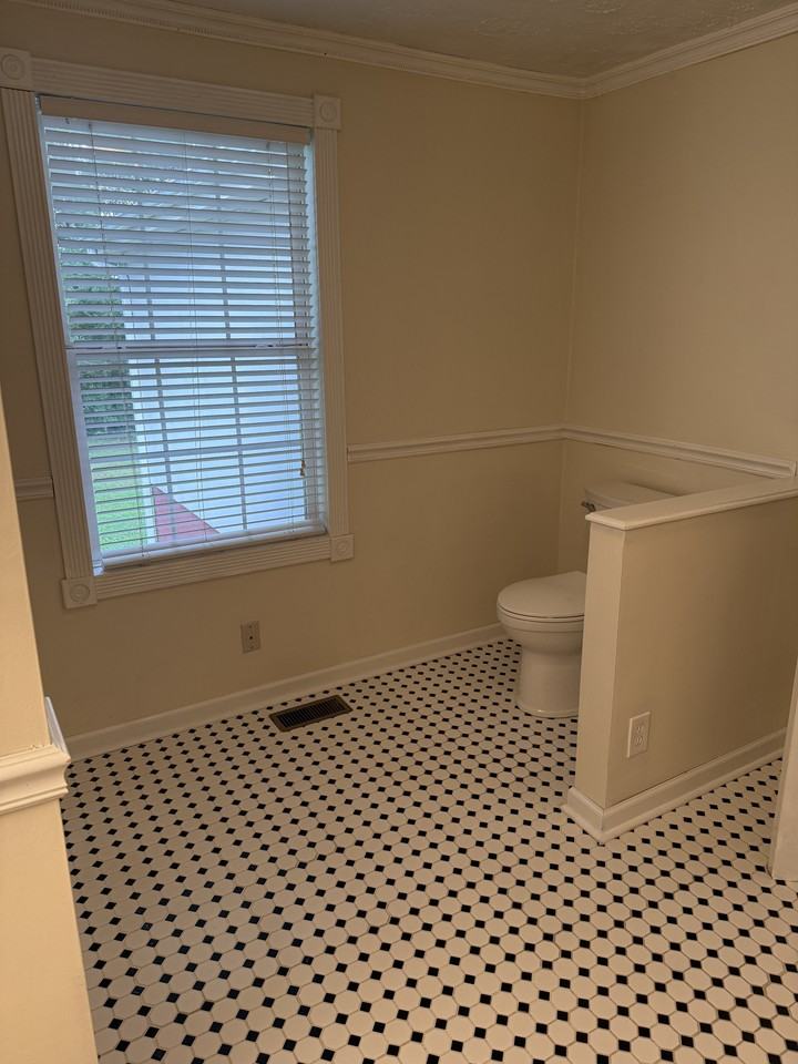 1026 1st Ave S #1 - Photo 7 of 10