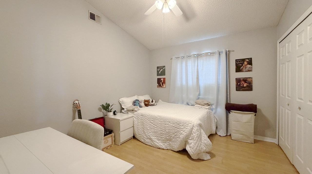 3497 Foxcroft Cir #1 - Photo 5 of 7