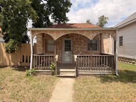 featured image of 418 E Bigger St #1