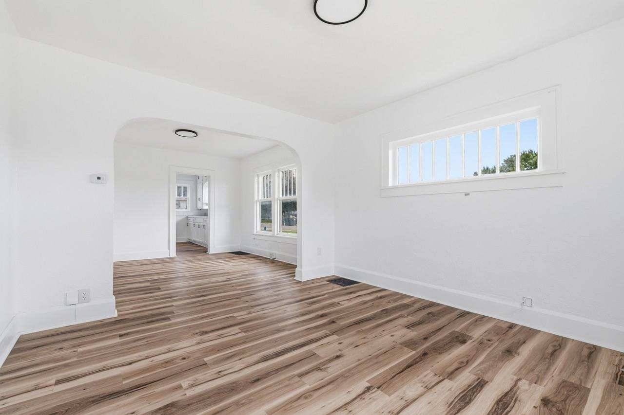2446 Morton St #1 - Photo 4 of 24