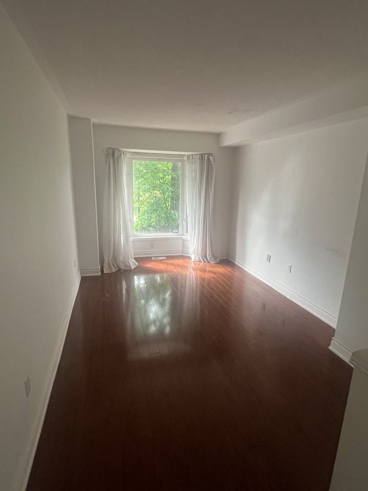 2550 Thomas Street #7 - Photo 5 of 20