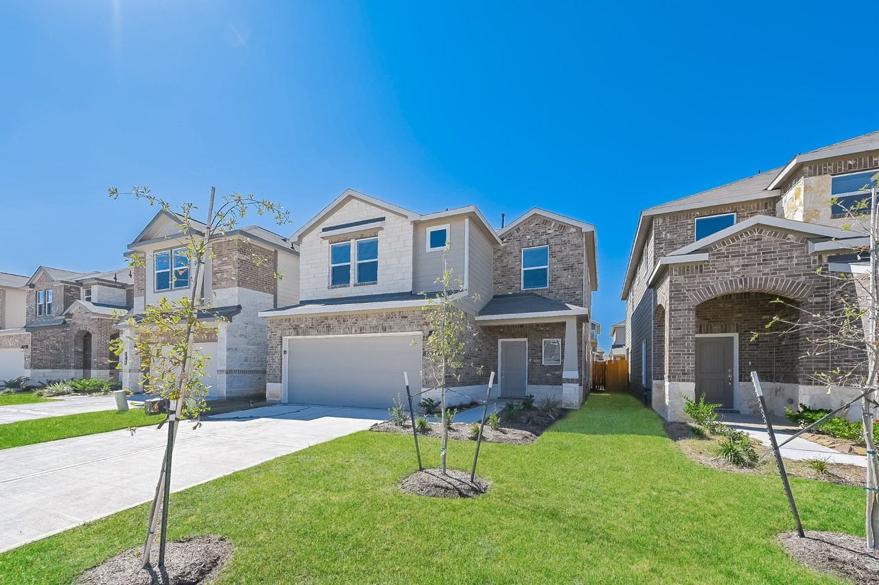 7939 Fijian Cypress Dr - Photo 2 of 19