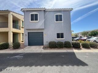 17716 W Mandalay Ln - Photo 2 of 13