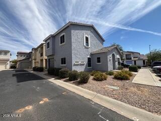 17716 W Mandalay Ln - Photo 4 of 13