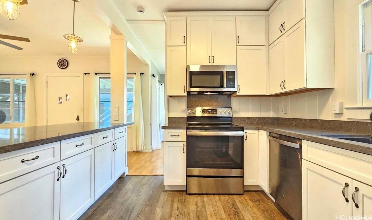 1431 Dominis St - Photo 6 of 15