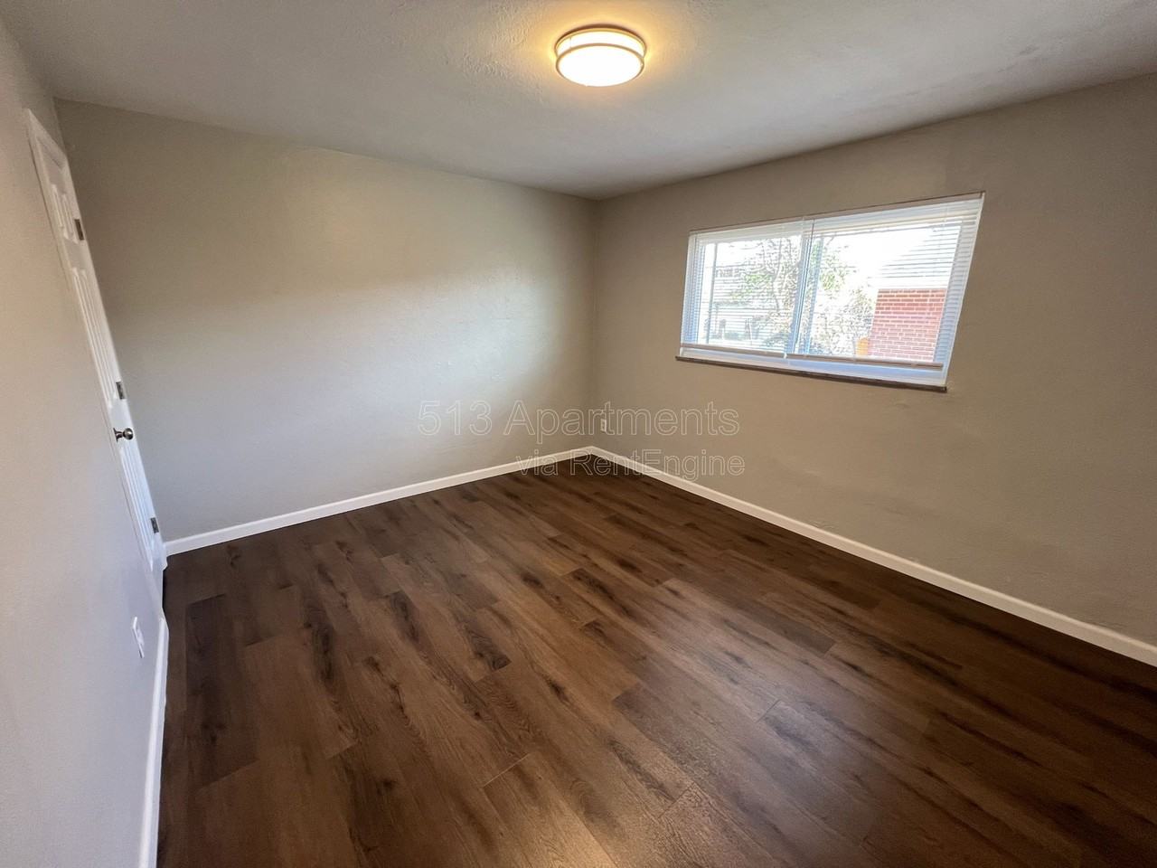 520 Rockdale Ave #1 - Photo 3 of 5
