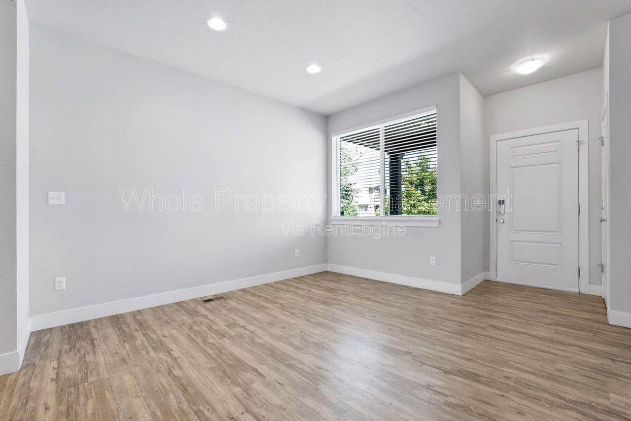 5829 Beeler St - Photo 2 of 29