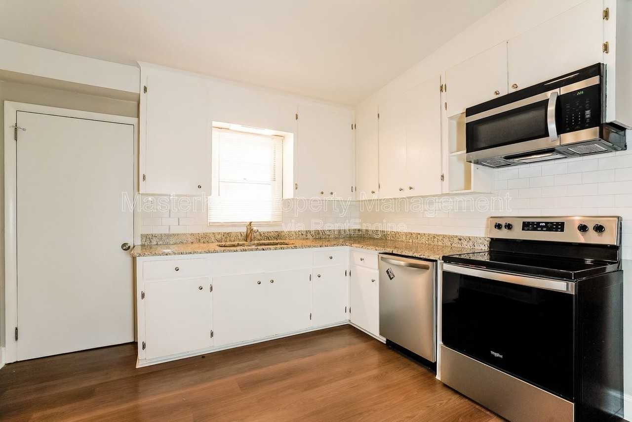 6313 Johnsdale Rd - Photo 5 of 50