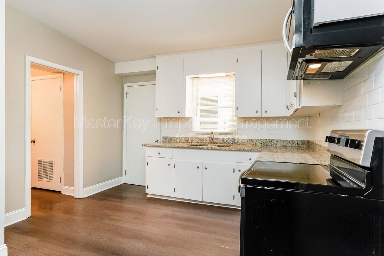 6313 Johnsdale Rd - Photo 7 of 50