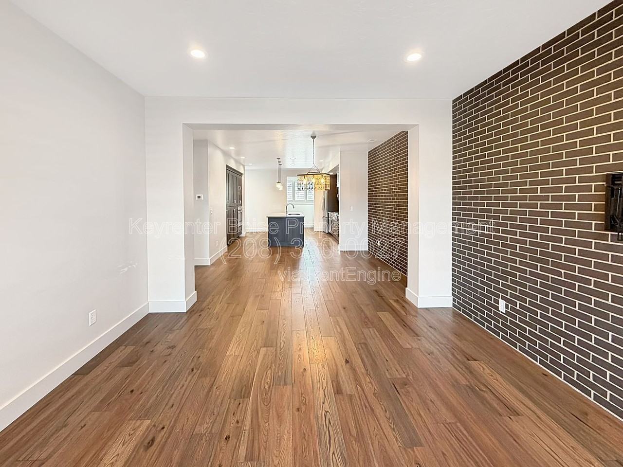 3033 S Trailwood Way - Photo 4 of 25