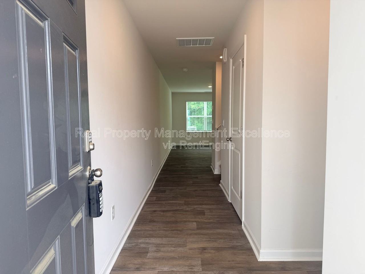 58 Sweet Meadow Rd - Photo 2 of 41