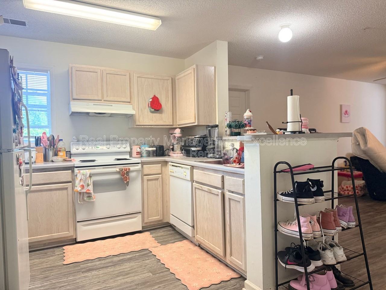 2031 Wolfmill Dr #103A - Photo 4 of 19